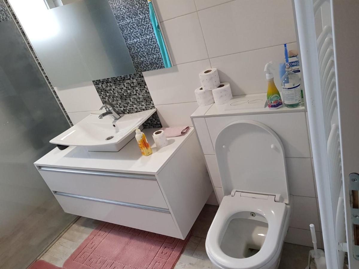Visoko Homestay Luaran gambar