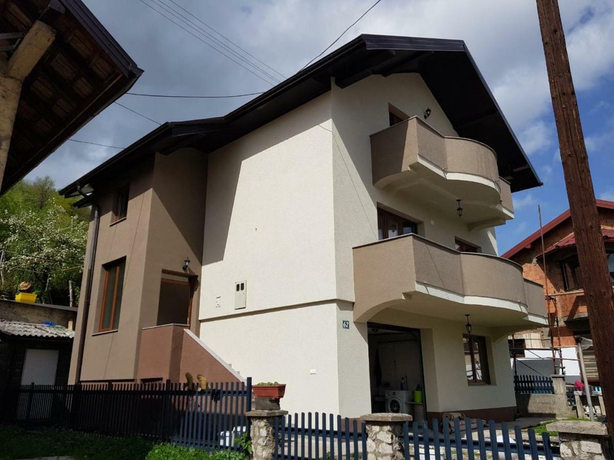Visoko Homestay Luaran gambar